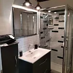 Mini La Petite Maison Apartment *